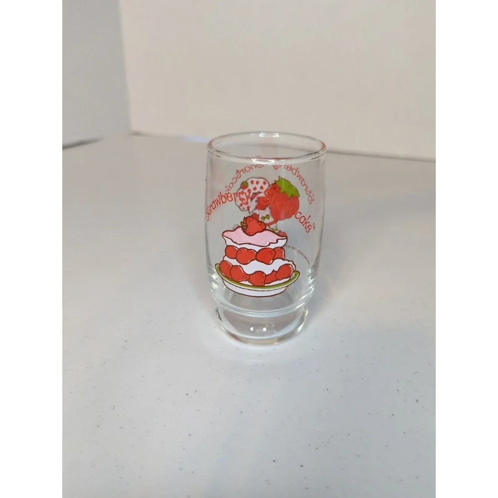Vintage 1980 Strawberry Shortcake 3.75” Drink Glass by American Greetings